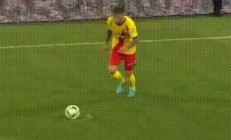 半岛体育教练-狂胜后防守沦陷，马赛反思联赛表现