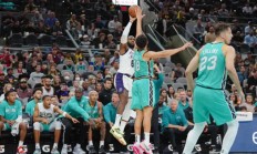 半岛体育在线-关于步行者主控遭遇交易流言，未来去向成疑的信息