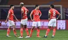 半岛体育新闻-广州恒大淘宝迎战北京北控，强强碰撞