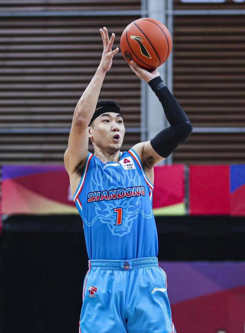 山东男篮迎战强敌，继续征战