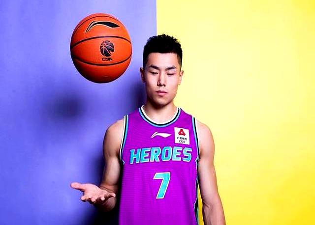 山东男篮迎战强敌，继续征战