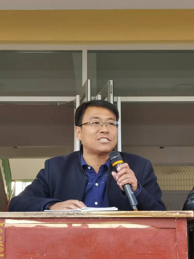 荆州风雷威势磅礴砥砺前行力逐前