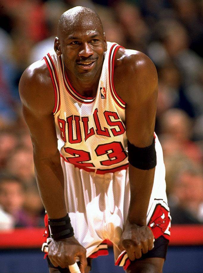 关于NBA历史上的今天：乔丹再次破纪录荣登得分王巅峰的信息