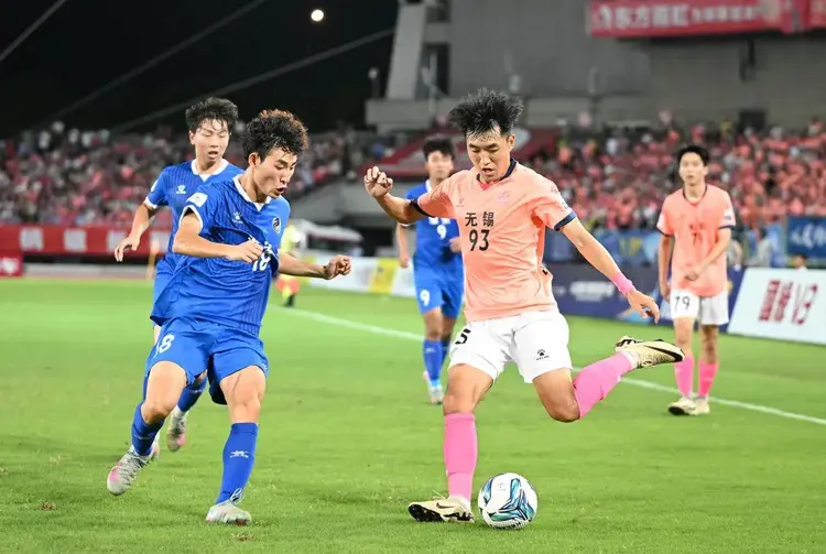 关于热血奔腾！球队拼尽全力争取晋级！的信息