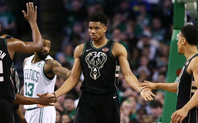 包含马刺老将阿德托昆博赛后感慨：职业生涯最后一季要拼尽全力的词条