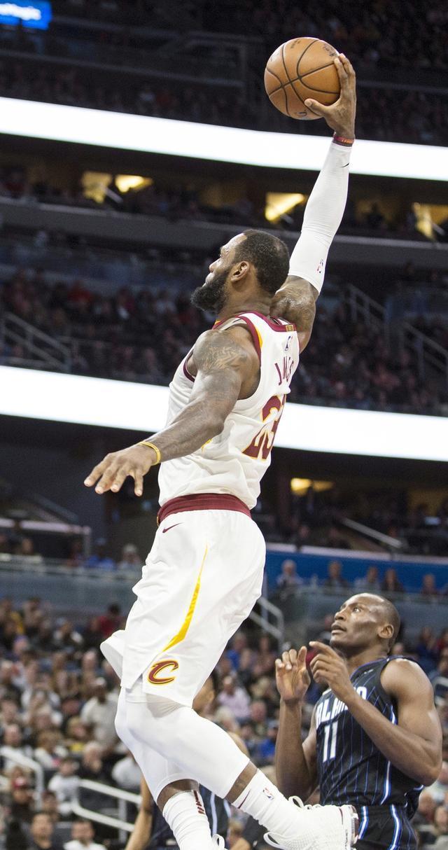 克利夫兰遭遇连败,全队沮丧 克利夫兰遭遇连败,全队沮丧