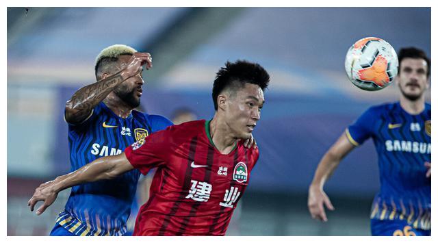 苏宁客场不敌建业，遭遇意外失利